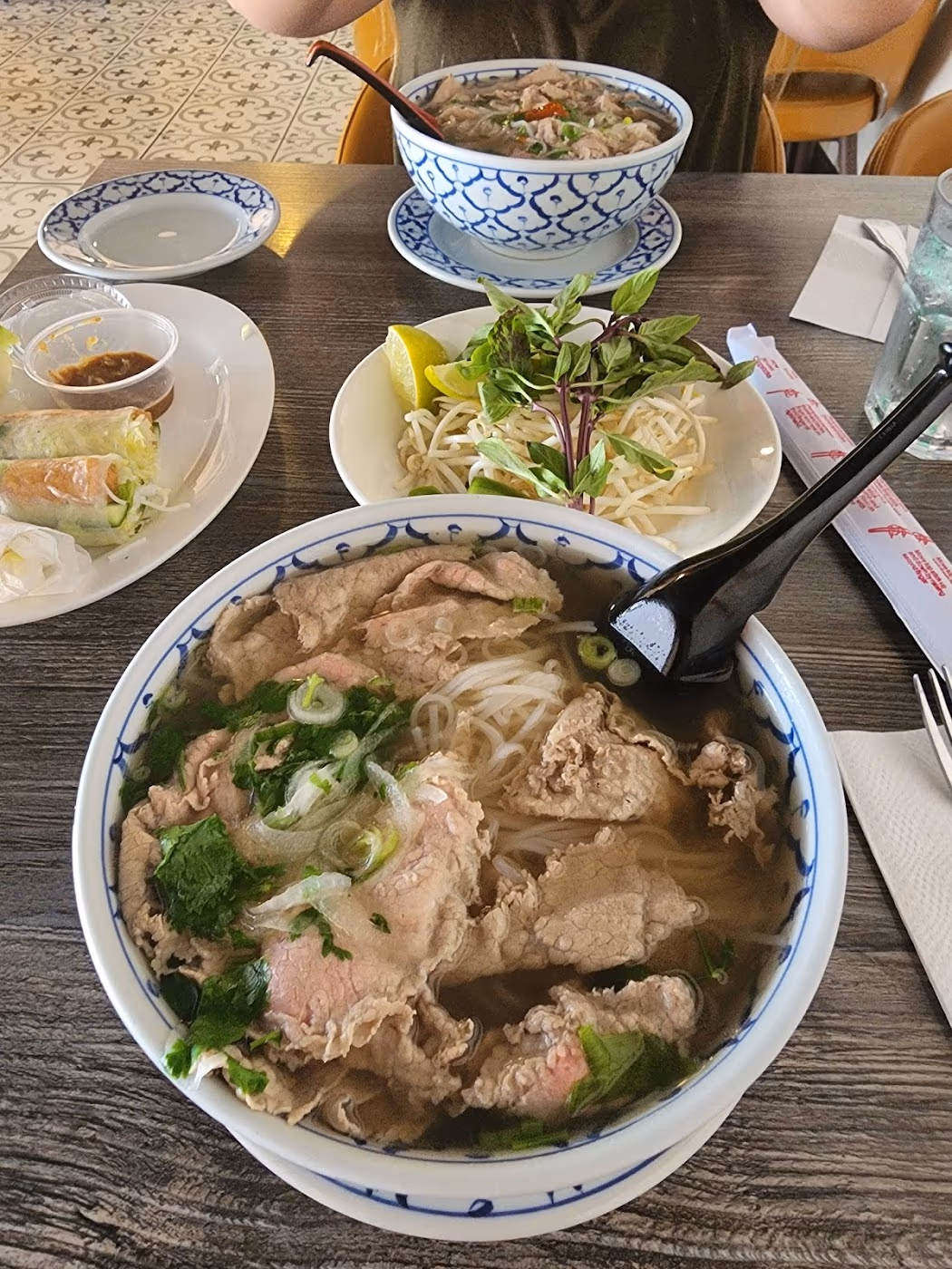 Pho Ngon Restaurant