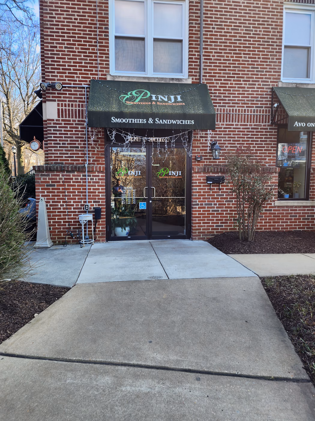 Pinji's Cafe photo 4