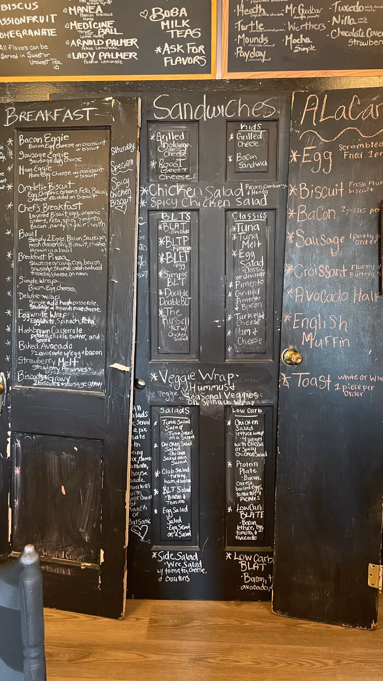 Pink's Coffee House photo 4