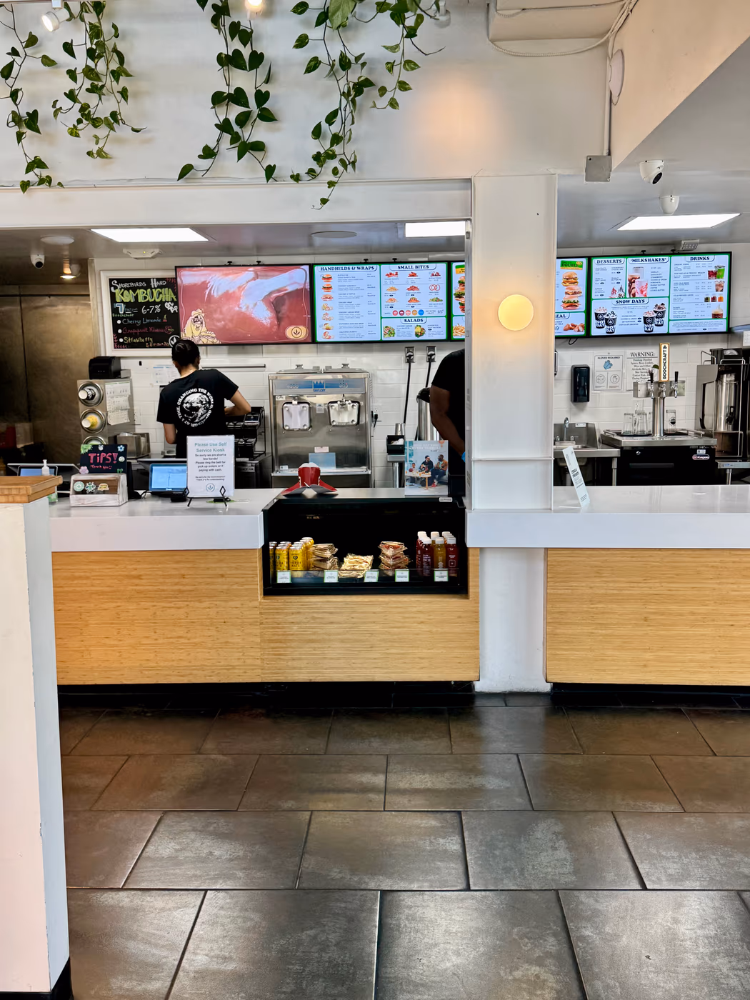 Plant Power Fast Food photo 4