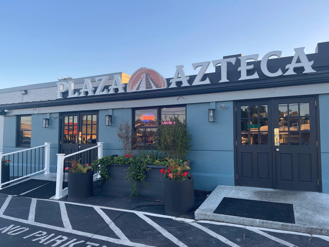 Plaza Azteca Mexican Restaurant