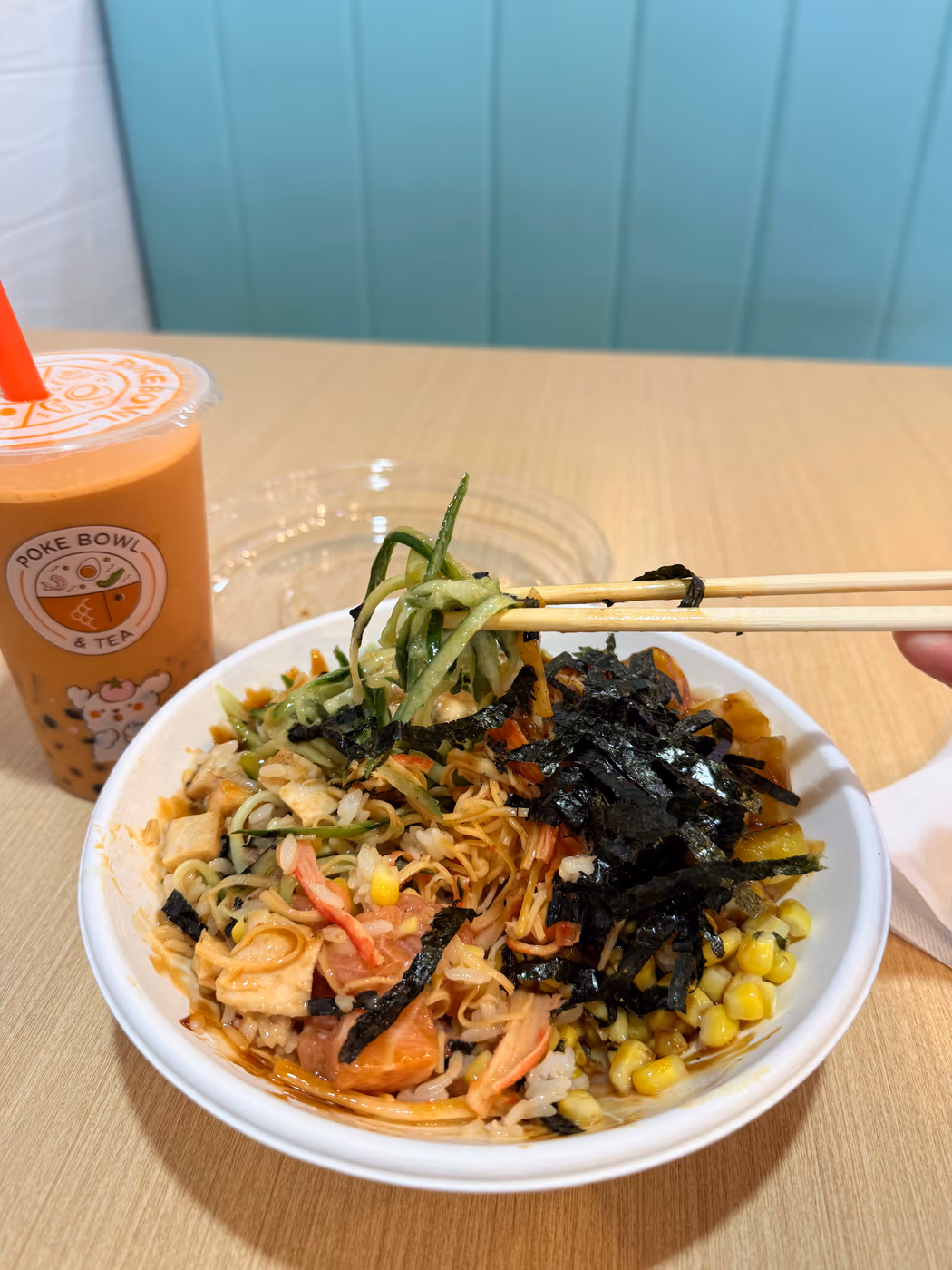 Poke bowl & Tea photo 2