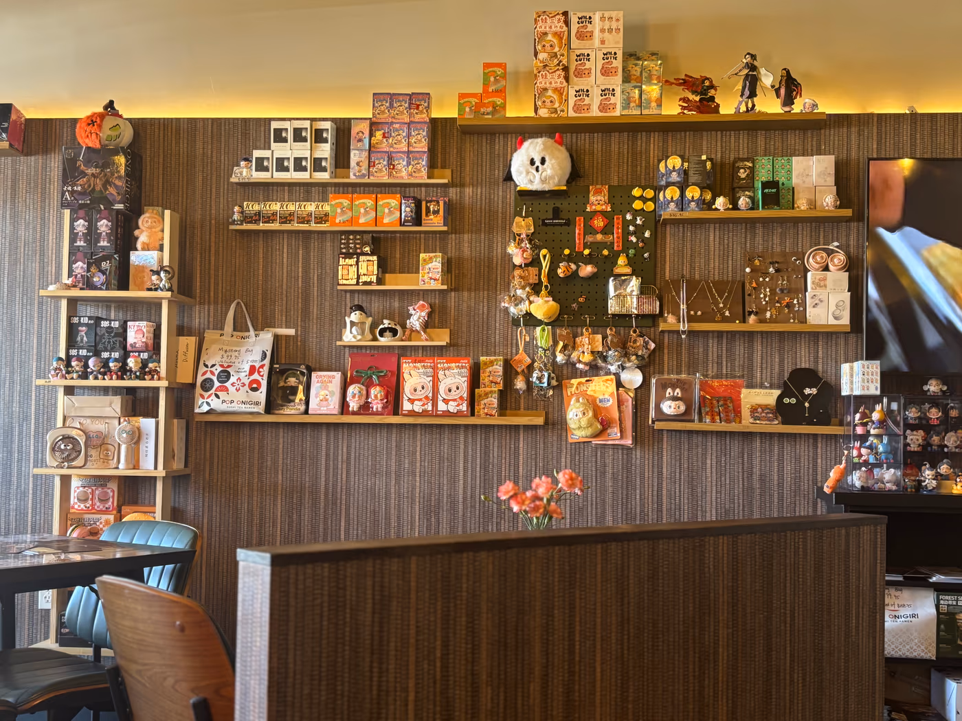 Pop Onigiri (Ramen/Sushi/Boba Tea) photo 3