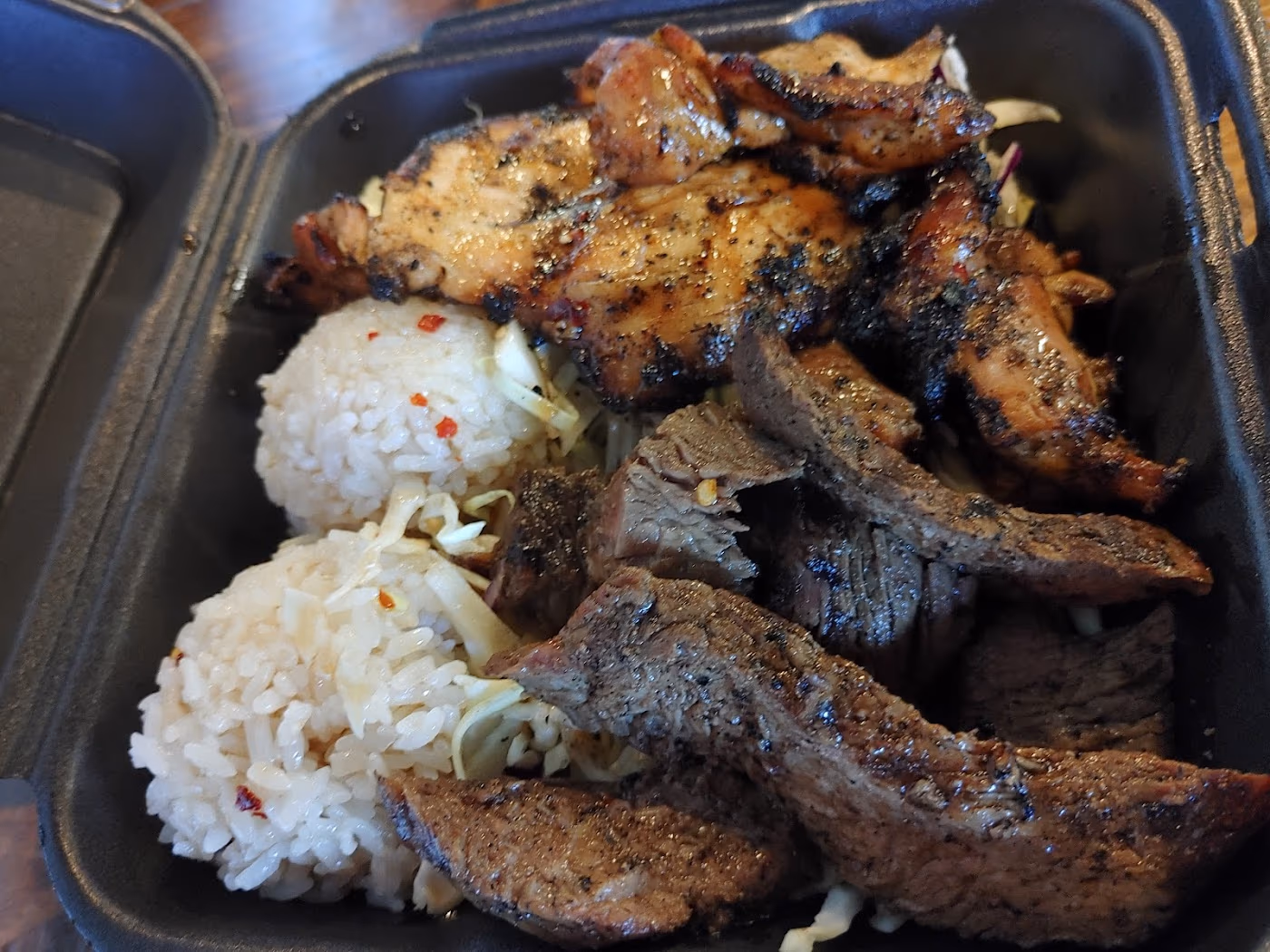 Pounders Hawaiian Grill photo 3