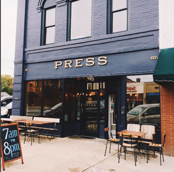 PRESS Coffee Crêpes Cocktails