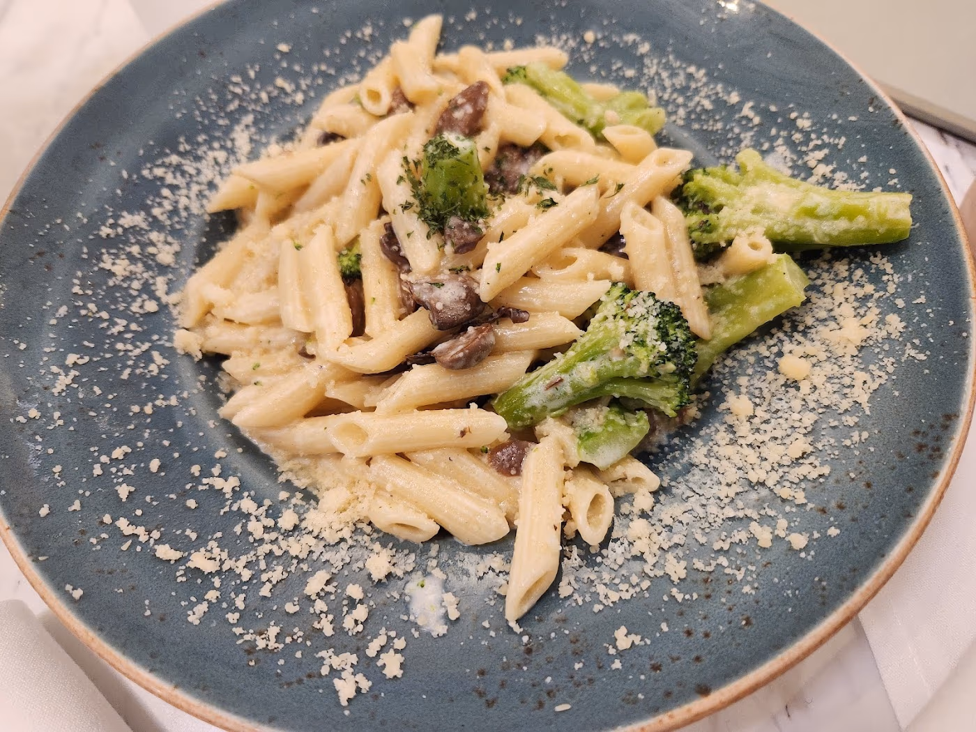 Primavera Cafe & Restaurant photo 2