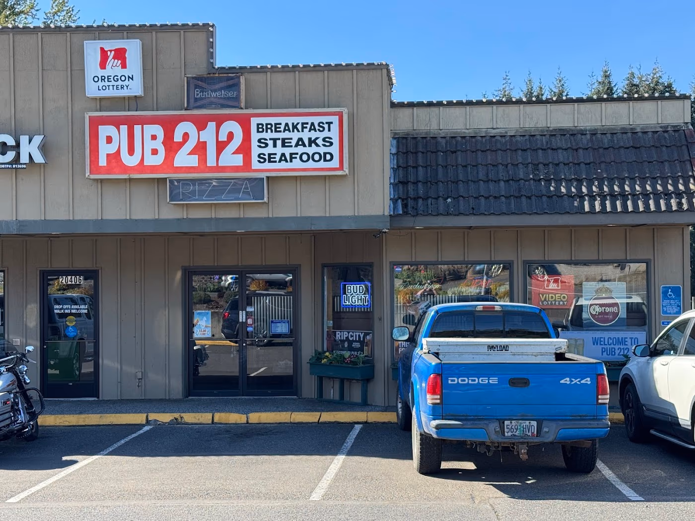 Pub 212 photo 2