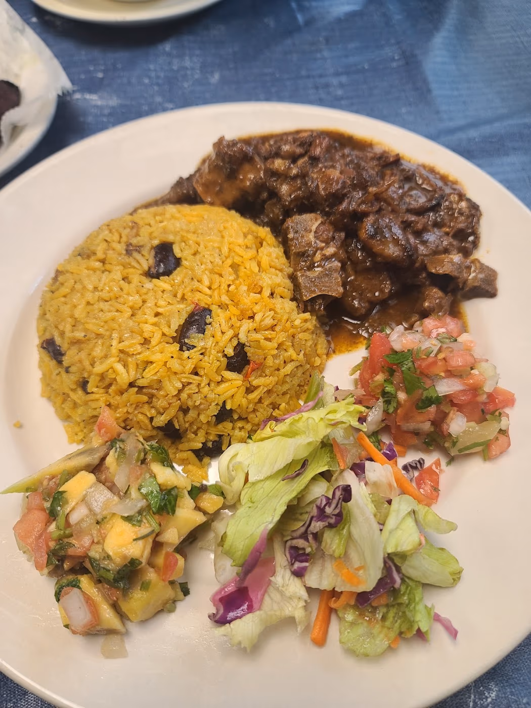 Pura Vida Jamaican and Costa Rican Cuisine