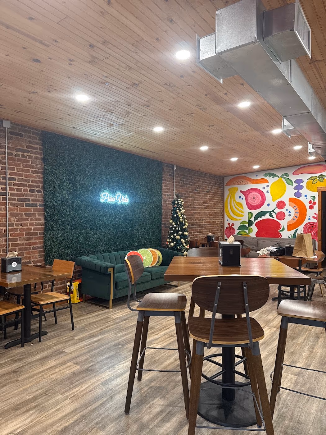 Pura Vida Juice Bar photo 2