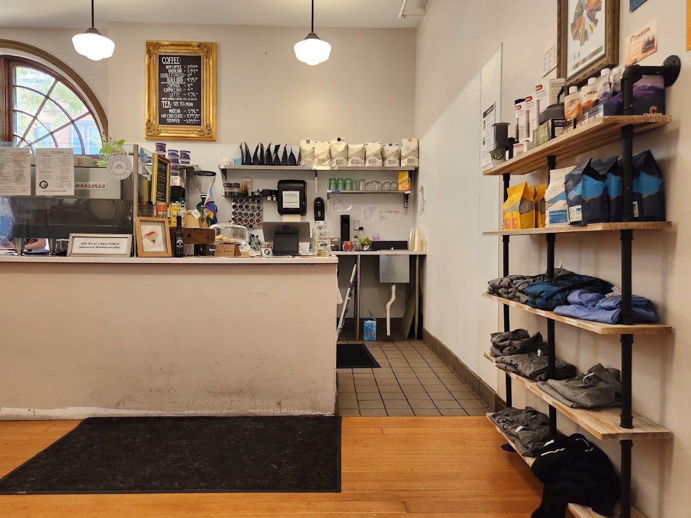 Raven's Nest Cafe photo 3