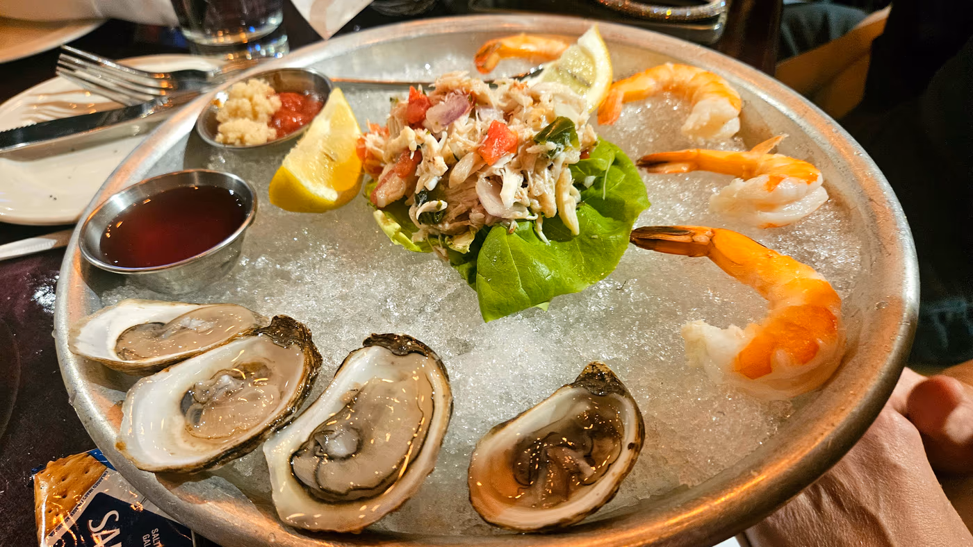 Real Seafood Company Bay City photo 2