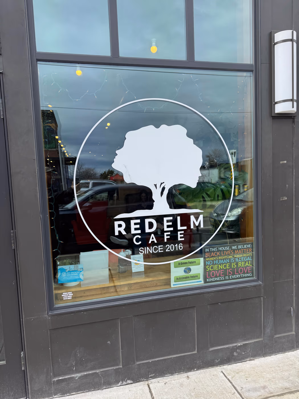 Red Elm Cafe