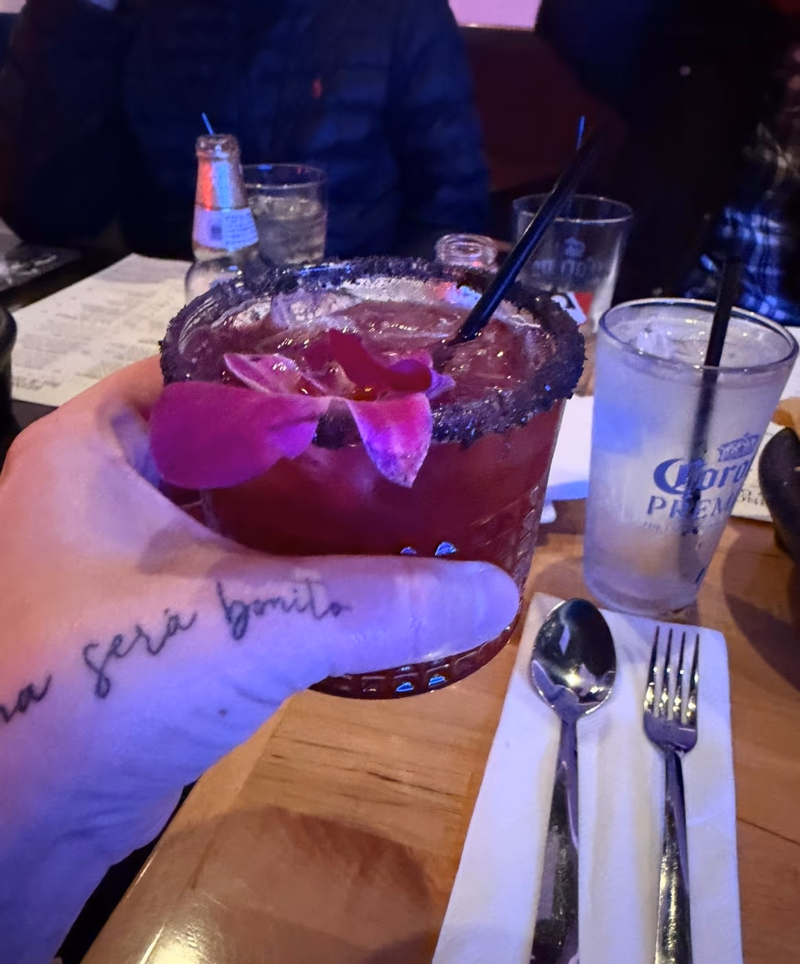 Reino Bar and Grill photo 4