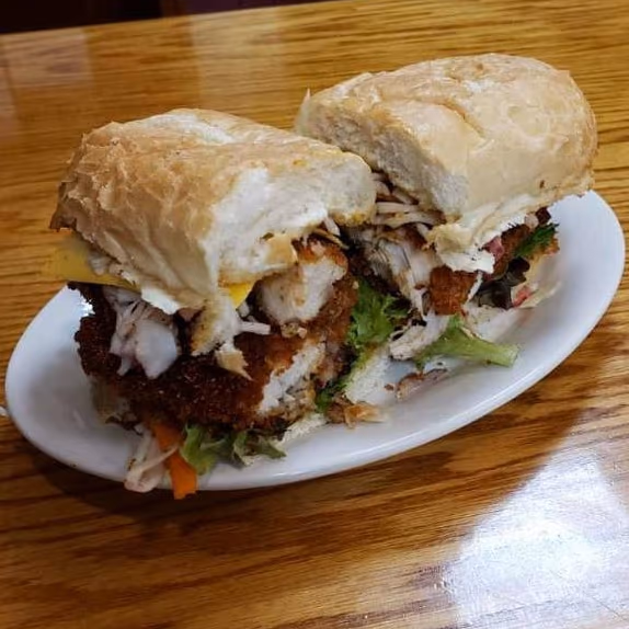 Riardo's Bar & Grill photo 3
