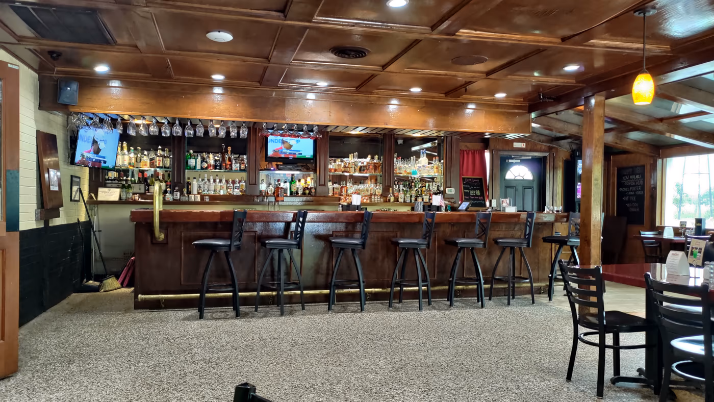 Ribeyes Steakhouse photo 4