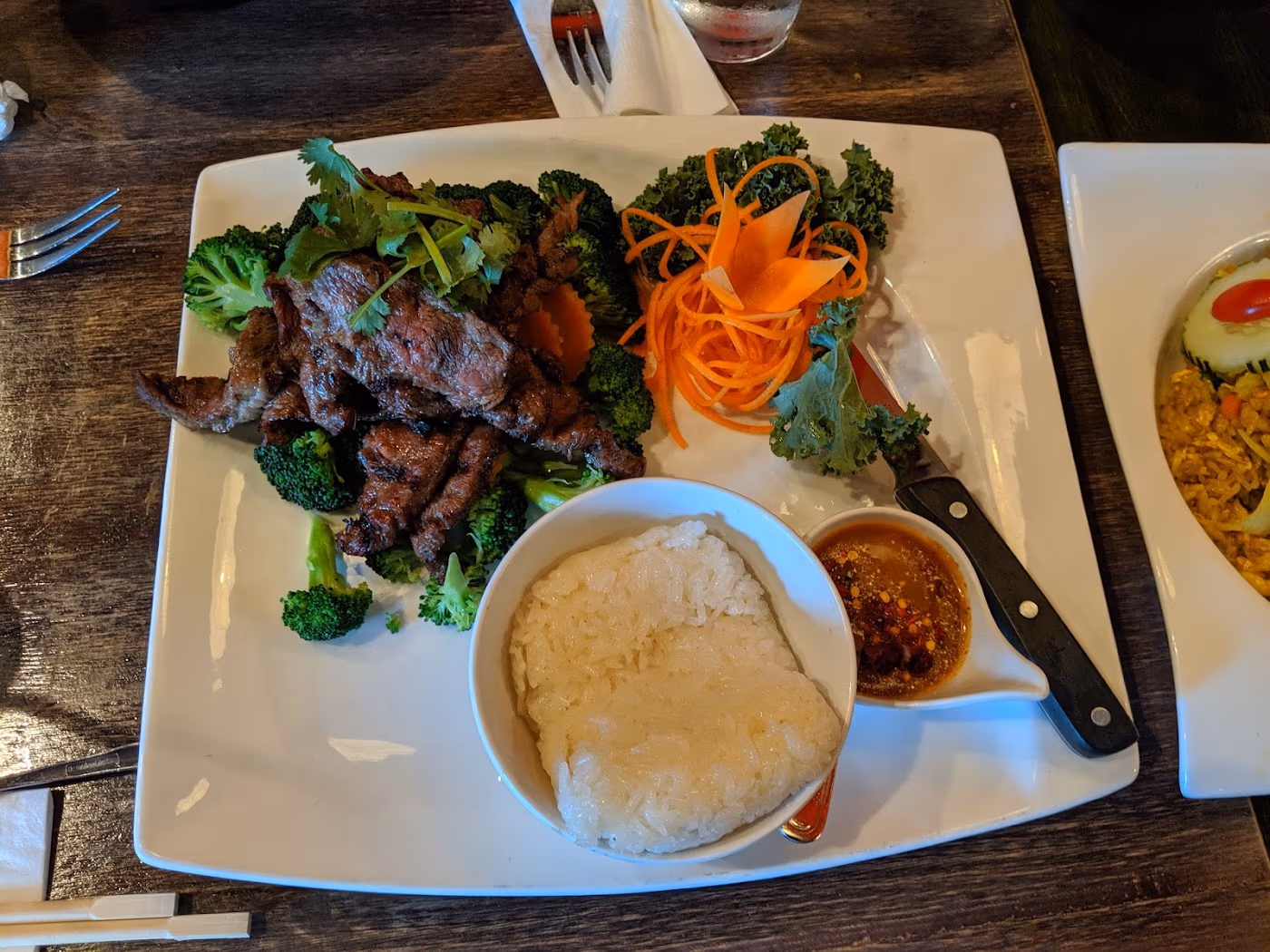 Roodle Thai Bistro