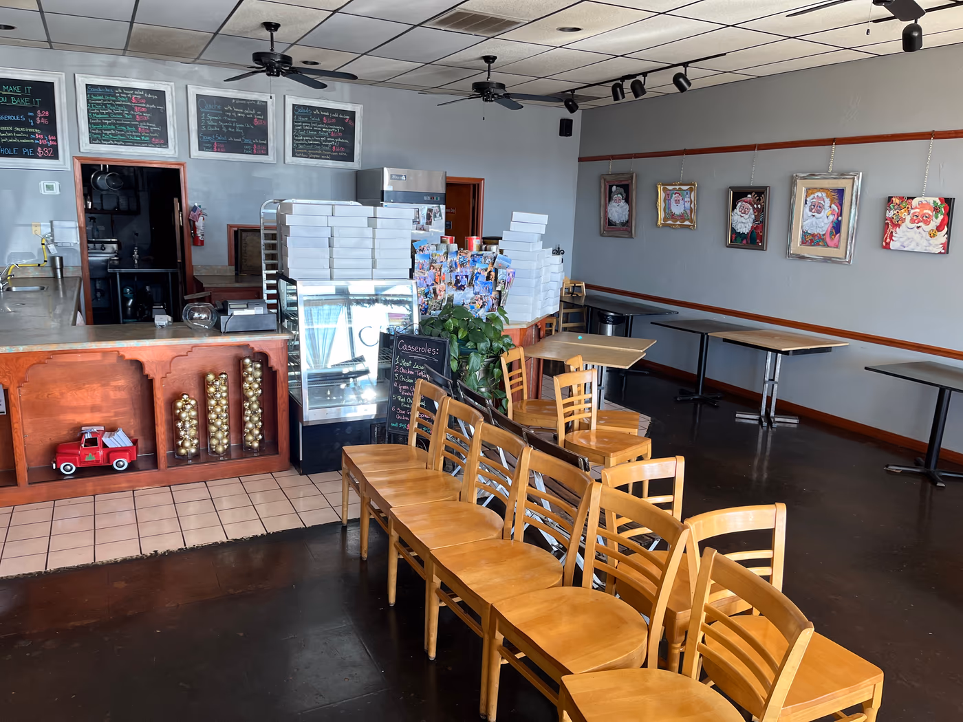 Roosters Cafe