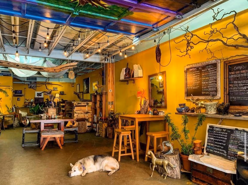 Roots Café photo 2