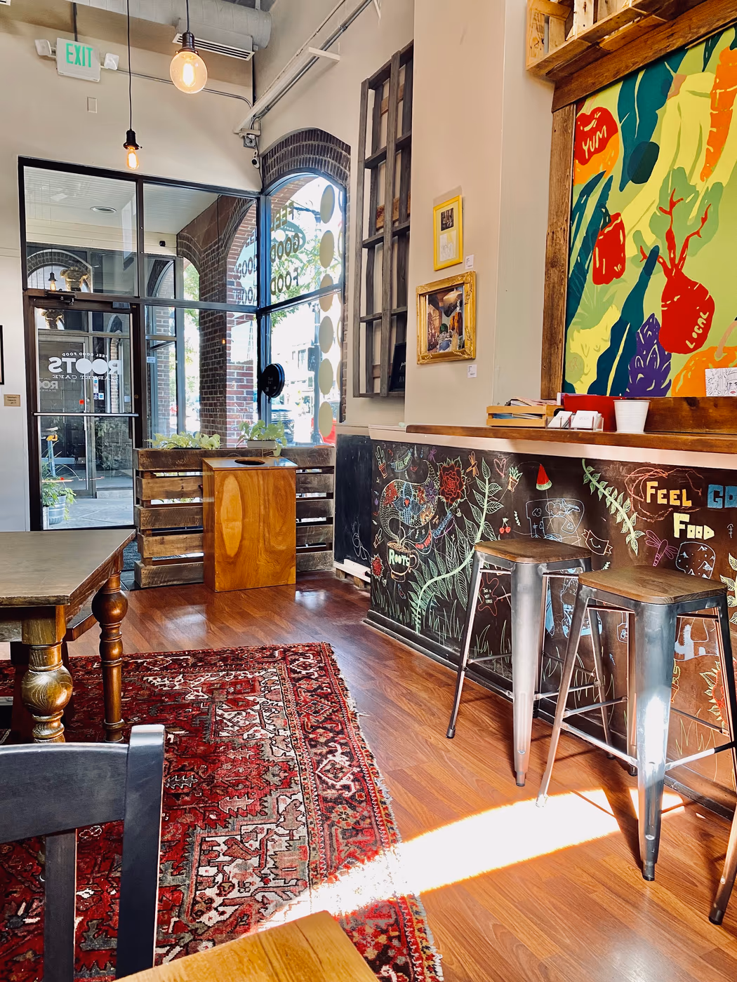 Roots Market Café photo 2