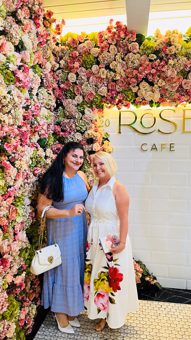 Rose Cafe & Restaurant