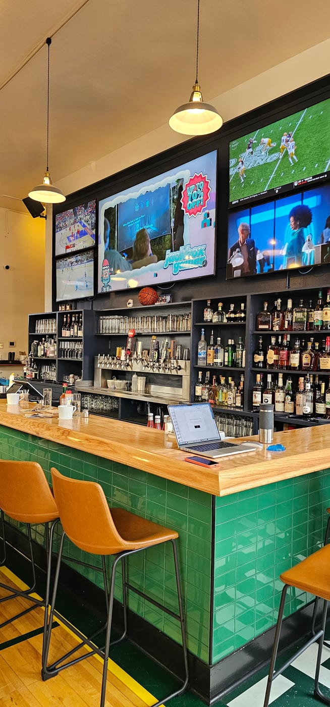Rough & Tumble Pub