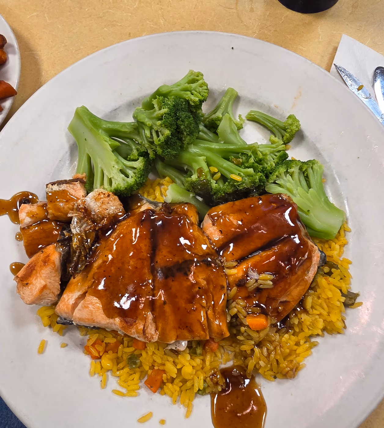 Round Table Family Restaurant