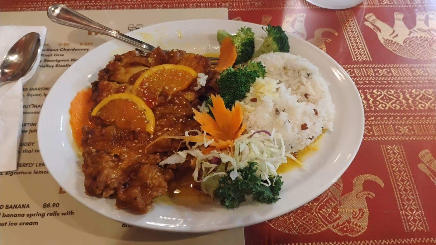 Royal Thai Kitchen photo 4