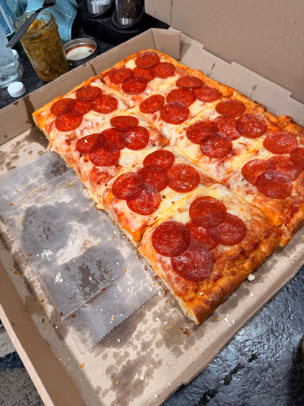 Rubi's Pizza & Grill