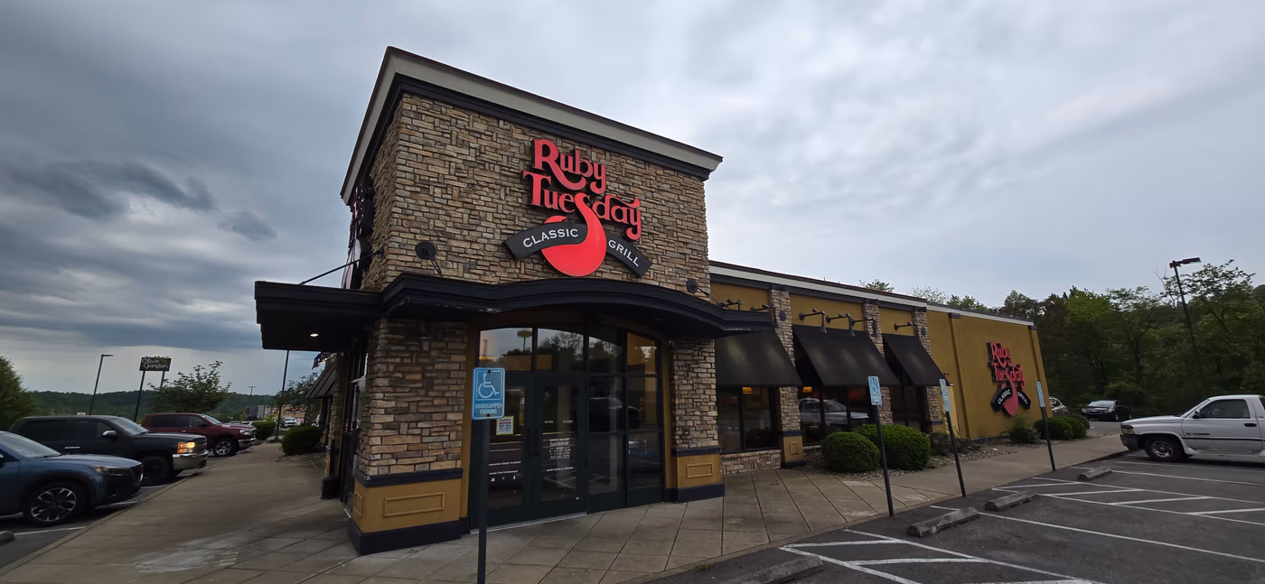 Ruby Tuesday photo 2