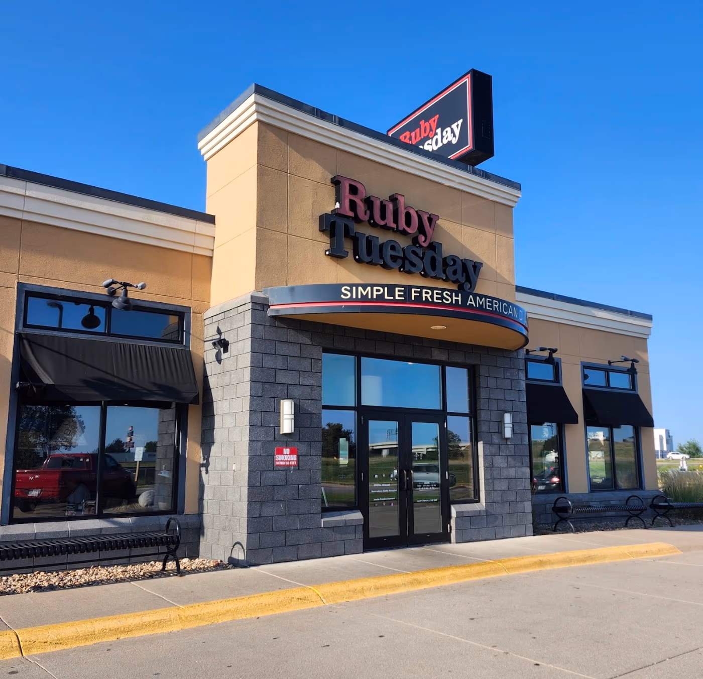 Ruby Tuesday photo 2