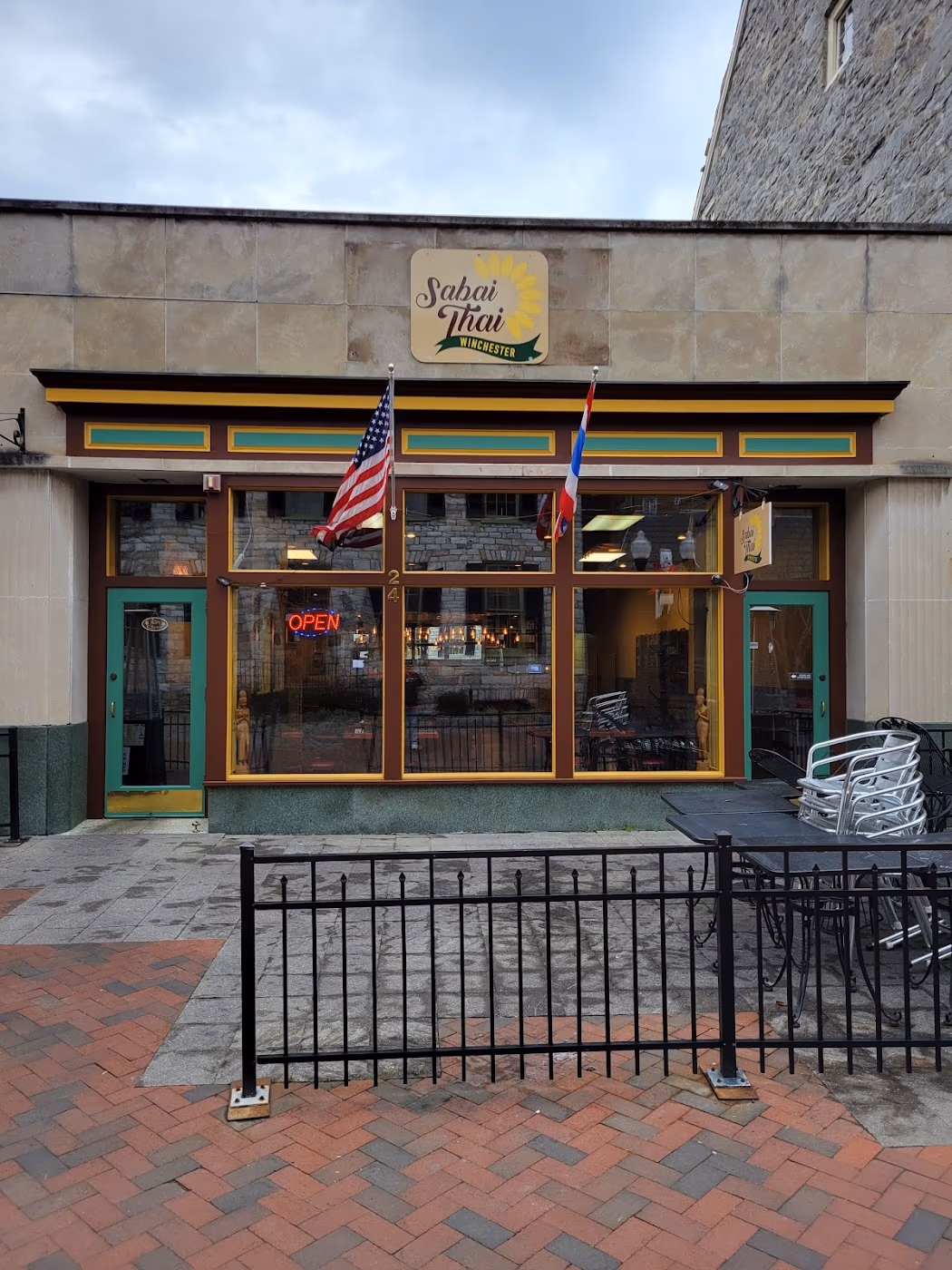 SabaiThaiWinchester Restaurant photo 2