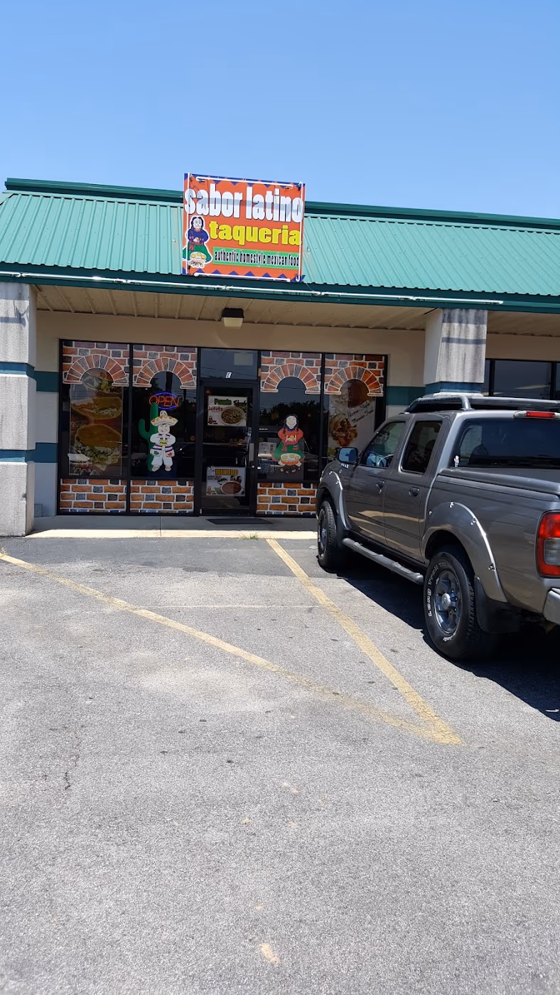 Sabor Latino Taqueria photo 3