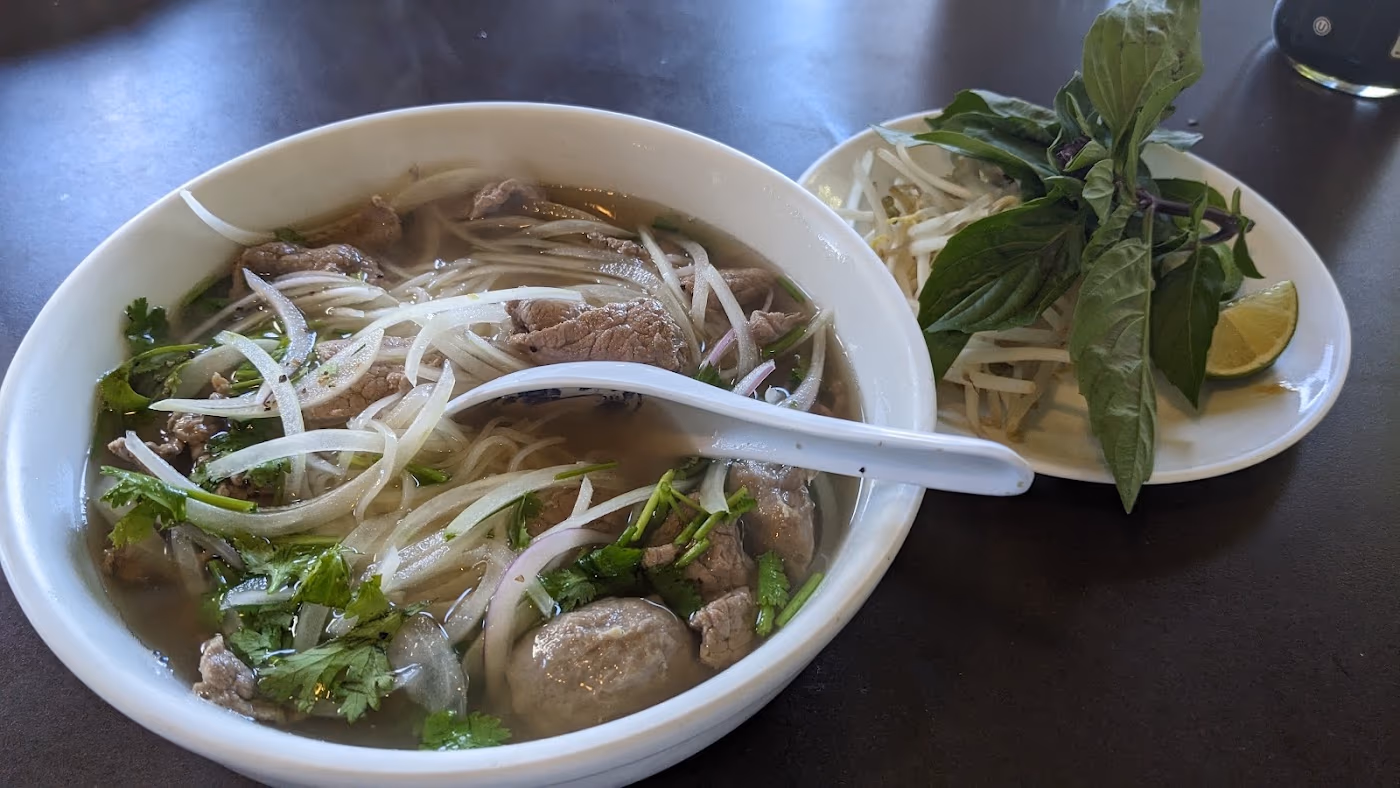 Saigon House Vietnamese Restaurant photo 3