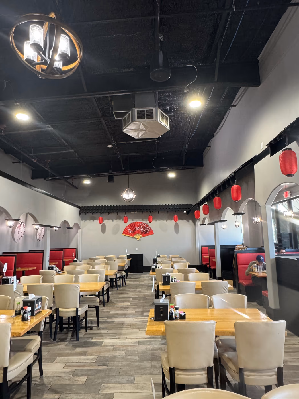 Sake Sushi Bar & Lounge photo 2