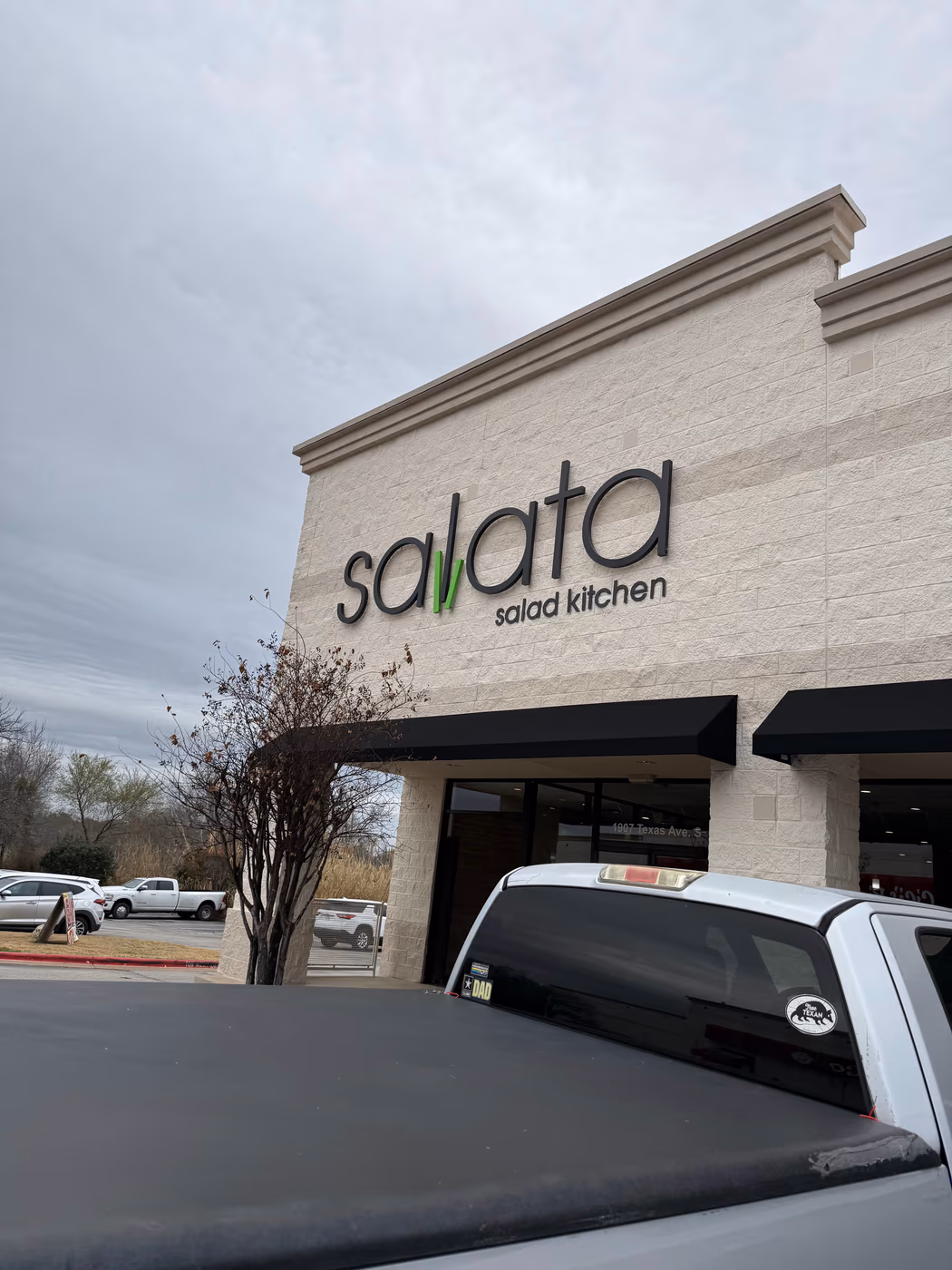 Salata photo 4