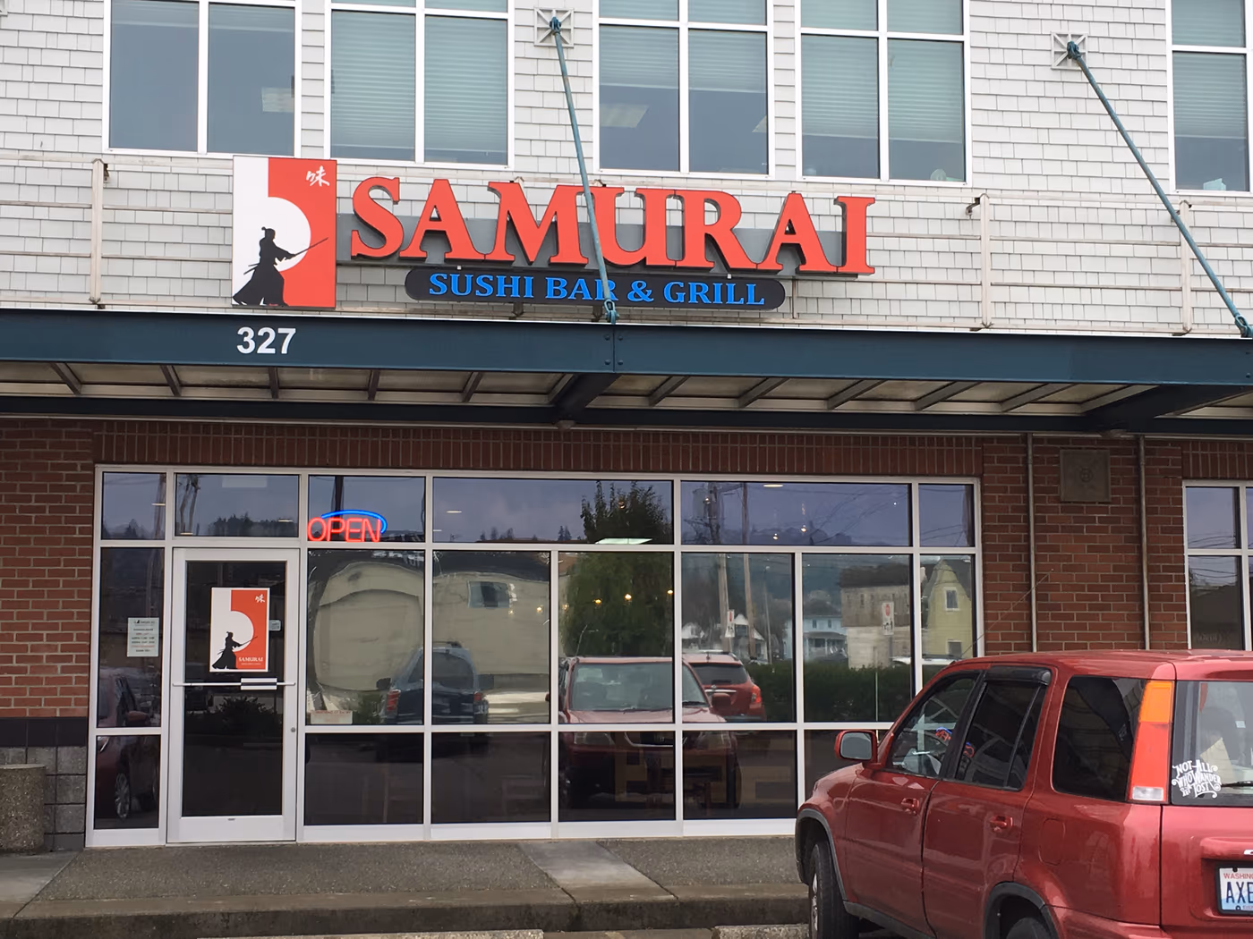 Samurai Sushi Bar & Grill photo 2