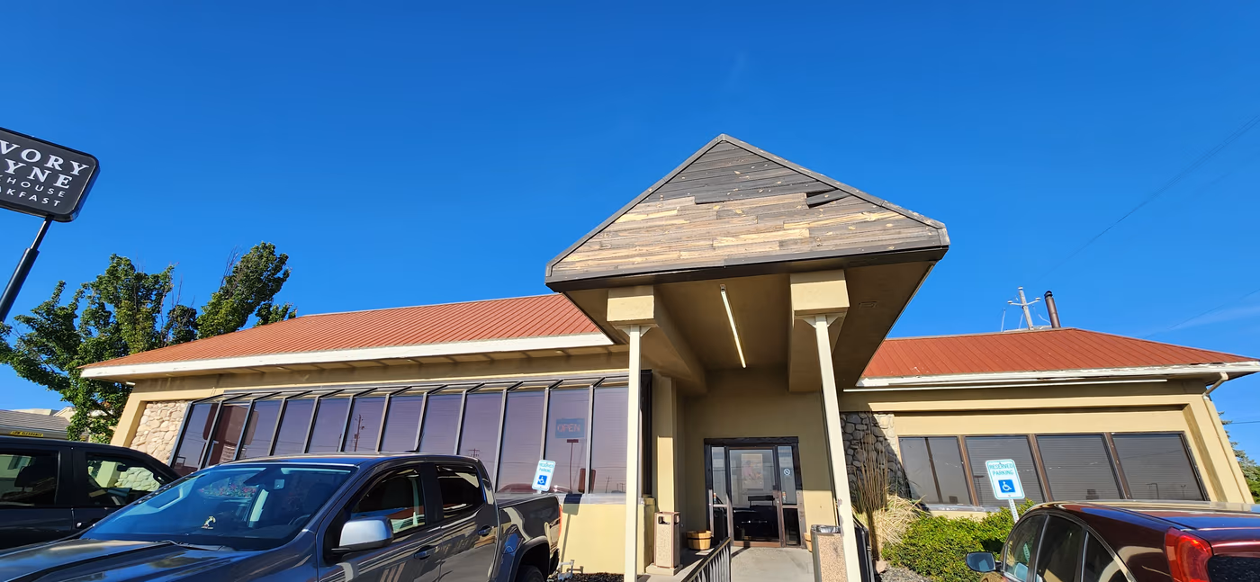 Savory Layne Steakhouse photo 3