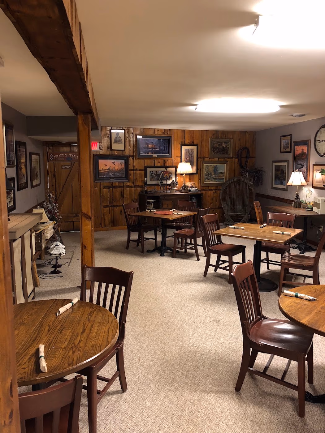 Sawmill Inn Restaurant & Pub photo 2