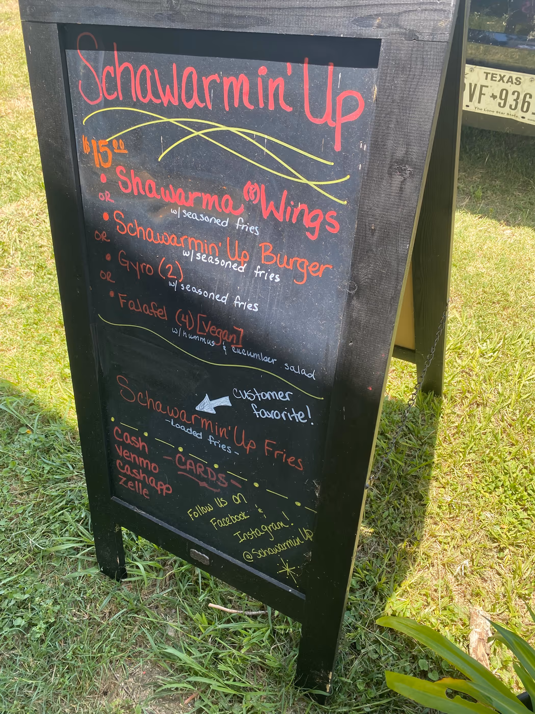 Schawarmin' Up photo 3