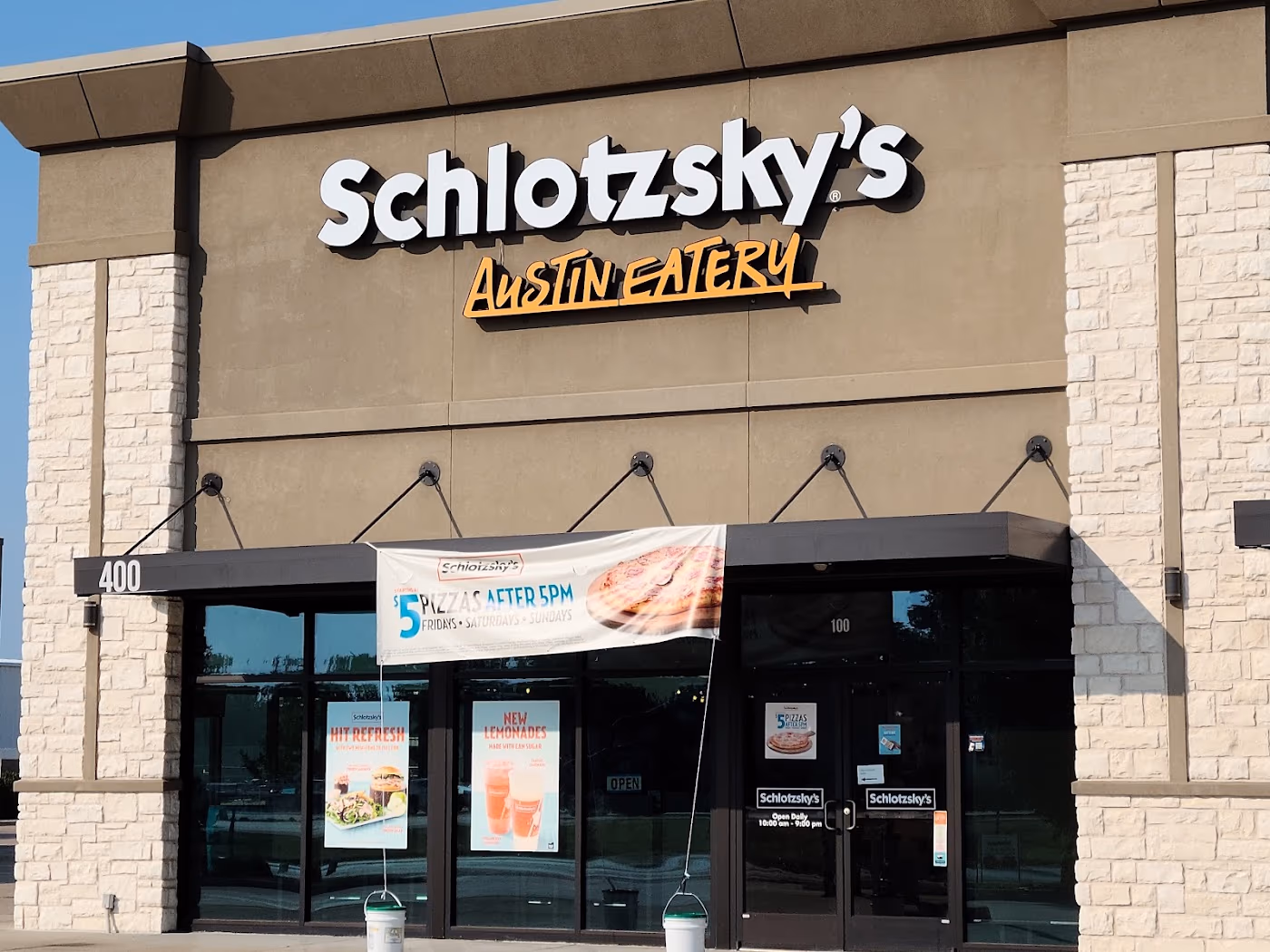 Schlotzsky's Deli photo 3