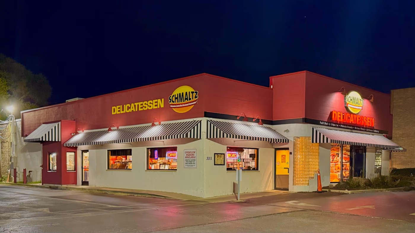 Schmaltz Delicatessen photo 3