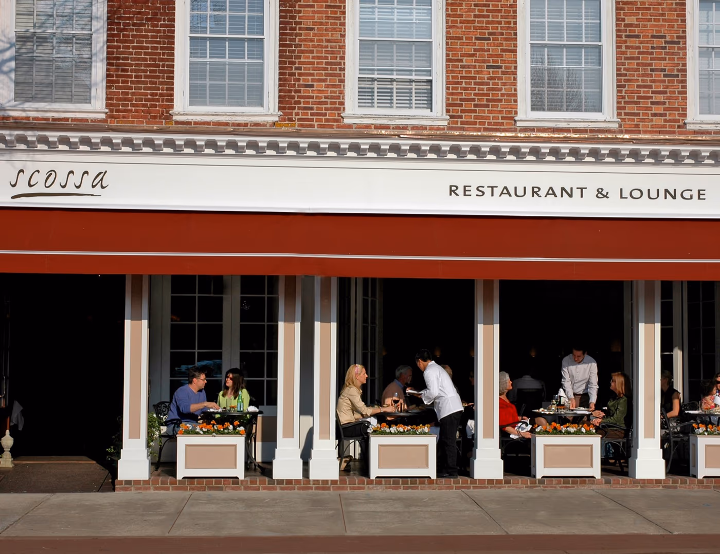 Scossa Restaurant & Lounge