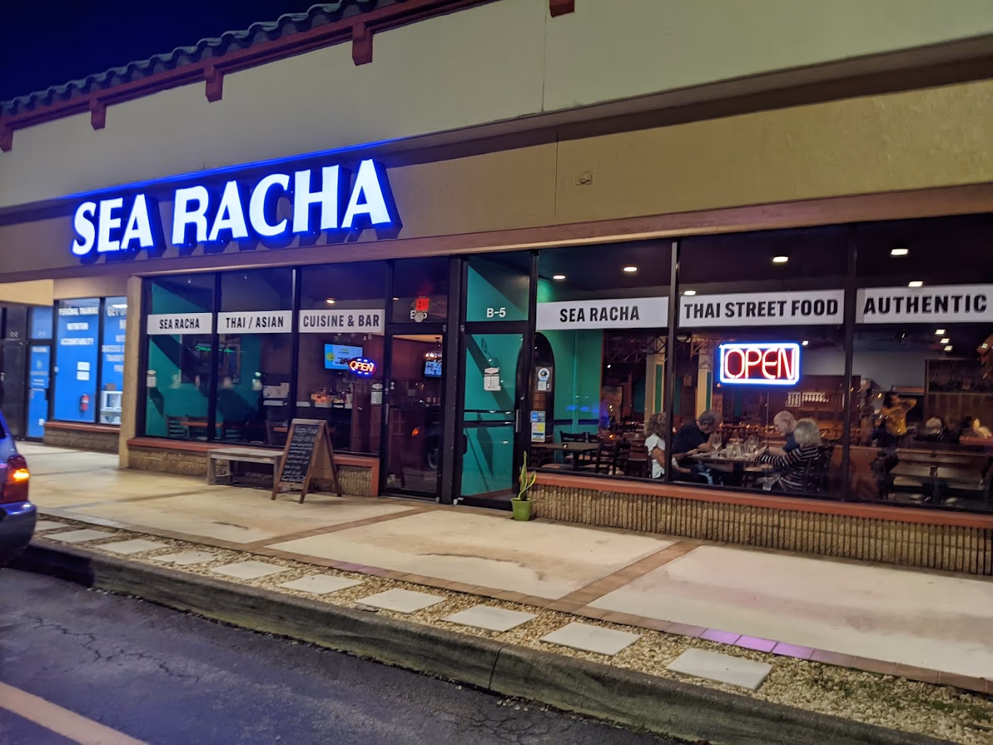 Sea Racha Asian Cuisine and Bar photo 2