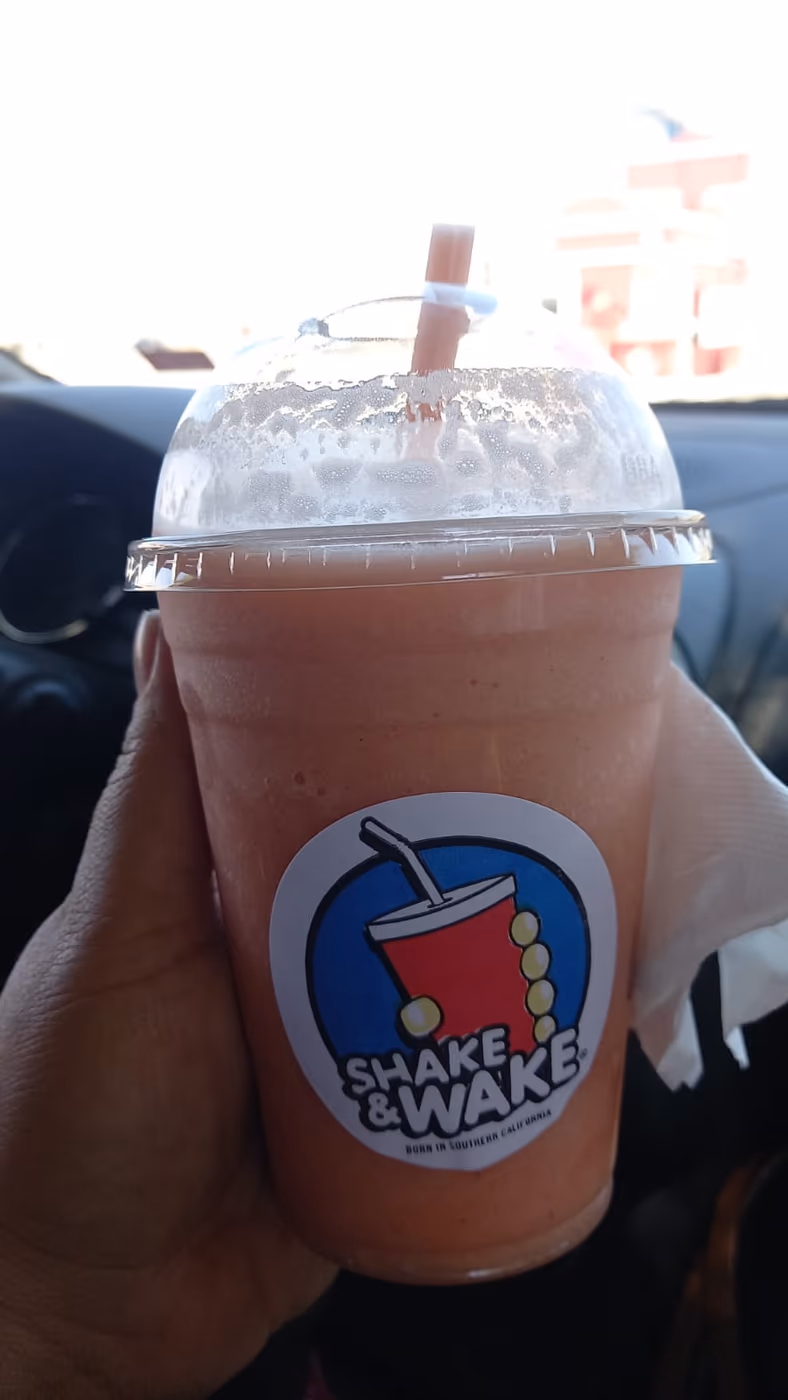 Shake & Wake photo 3