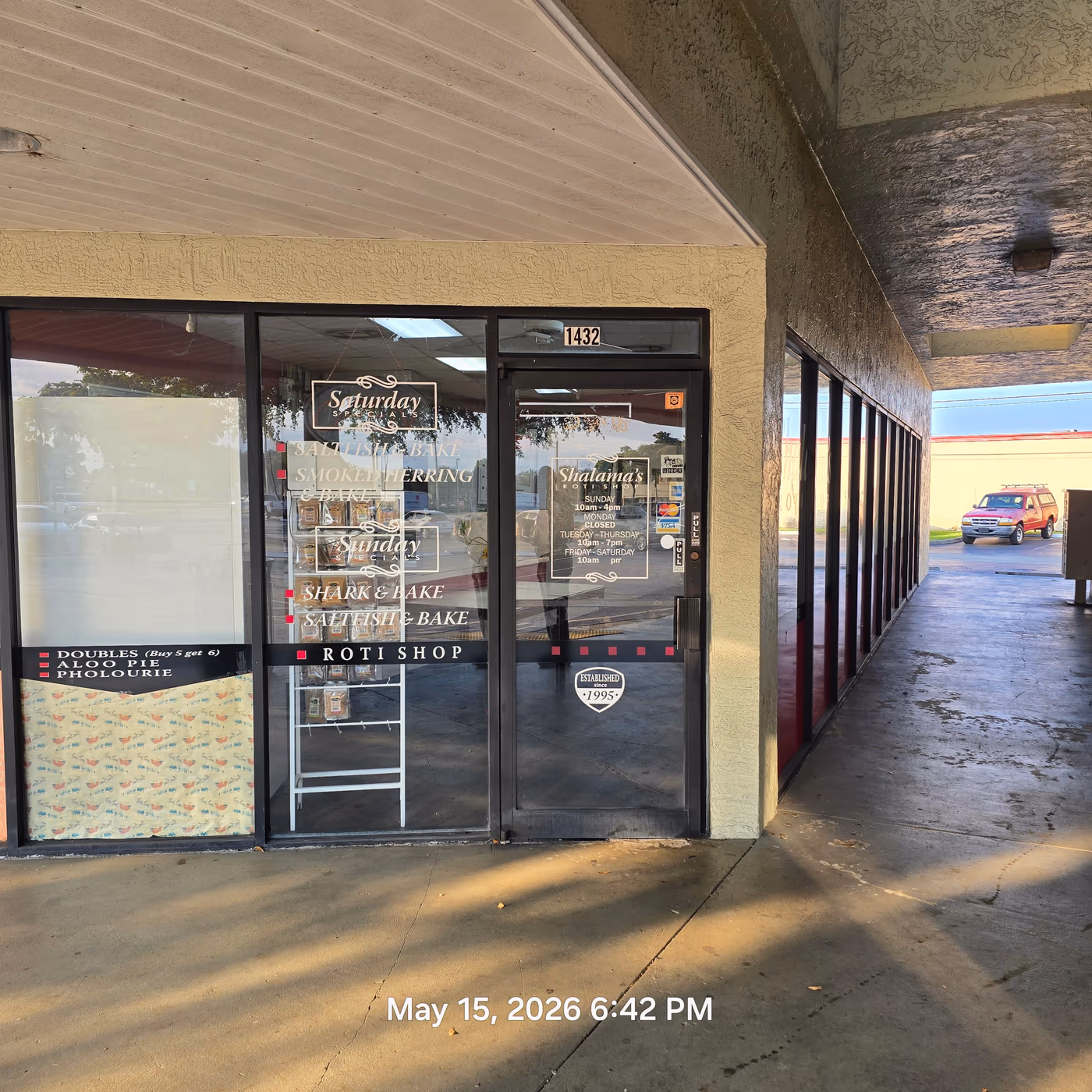 Shalama's Halal Roti Shop photo 3