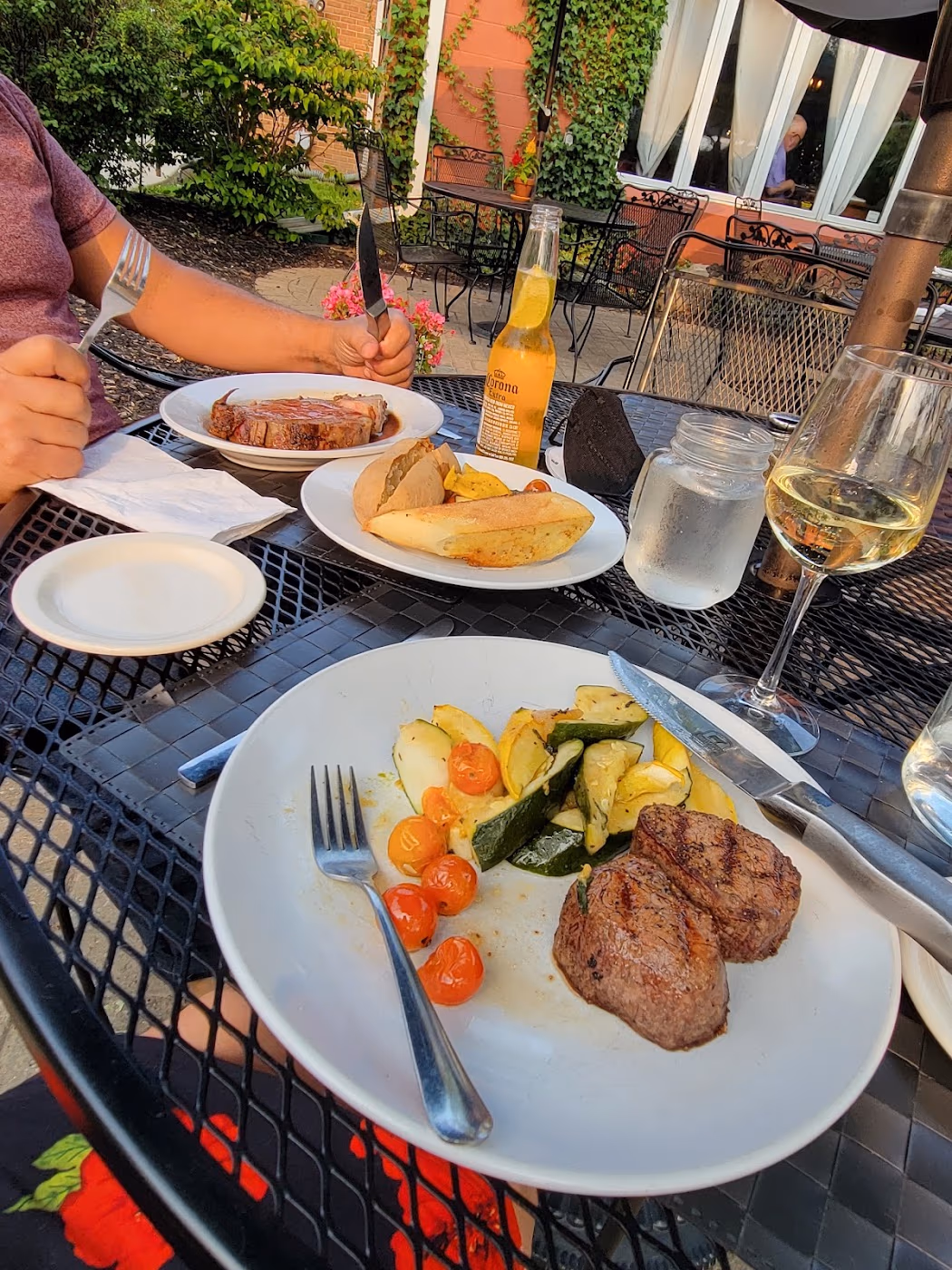 Shamus Restaurant