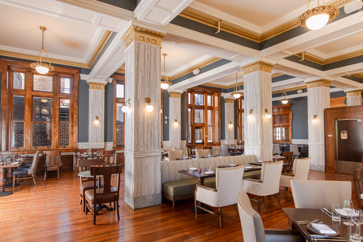 Shirley's Bar & Restaurant