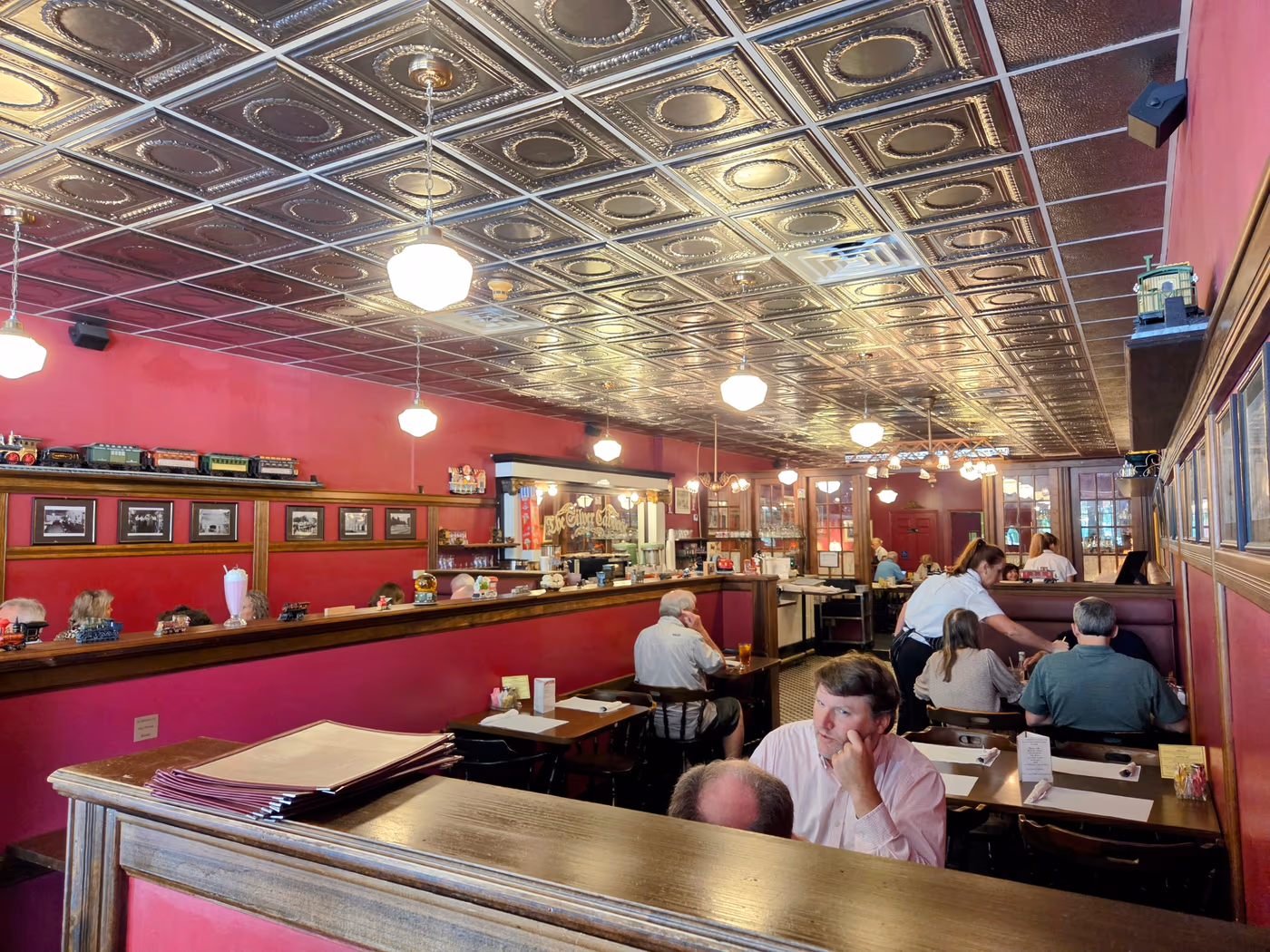 Silver Caboose Restaurant & Soda Fountain