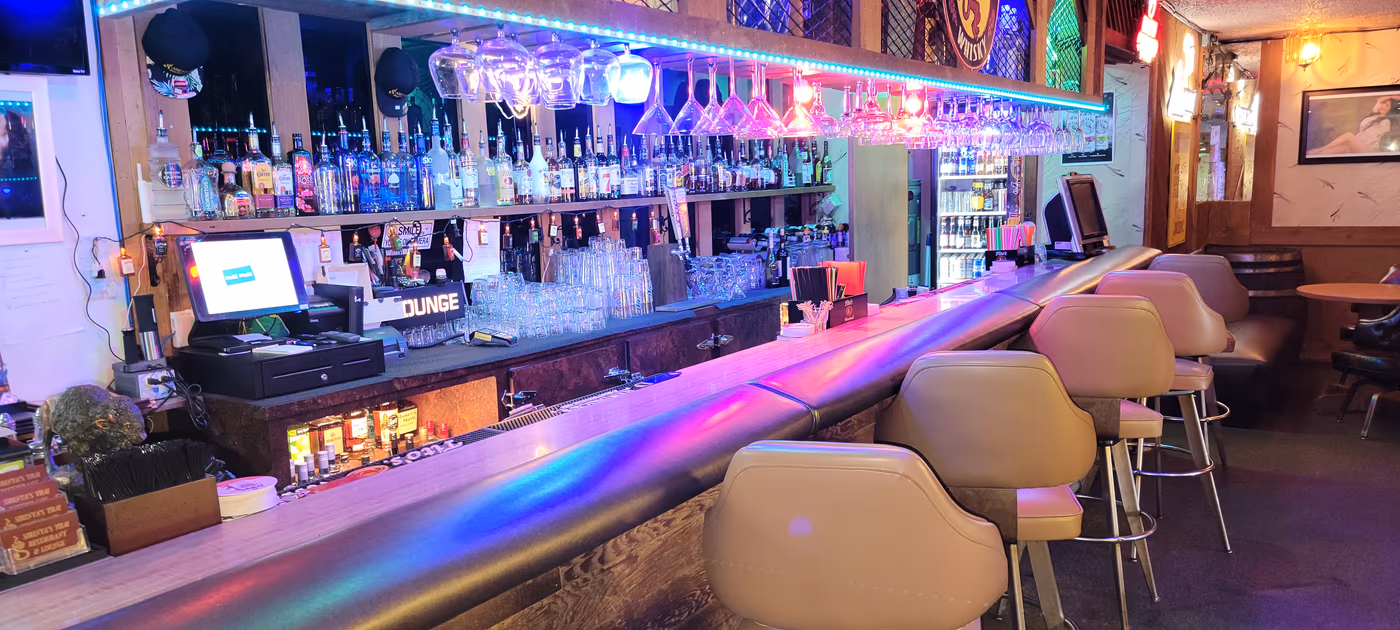 Sirinya's Thai Restaurant & Lounge