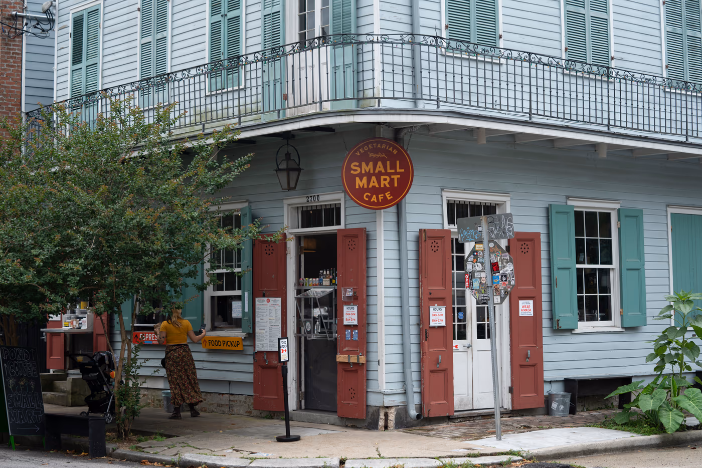 Small Mart Cafe photo 2